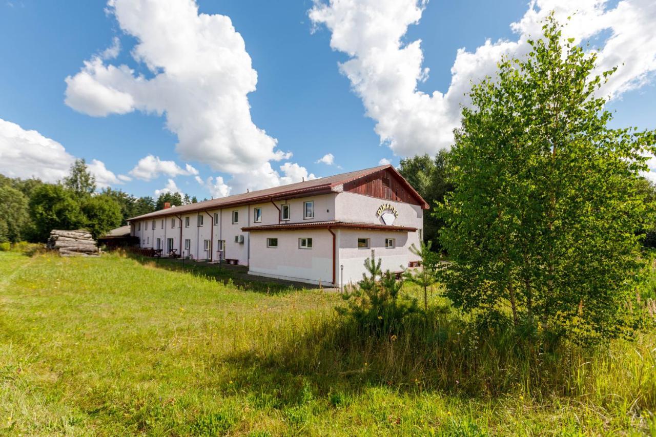Viesu Nams “Dimantu Ferma” Hotell Ikšķile Exteriör bild